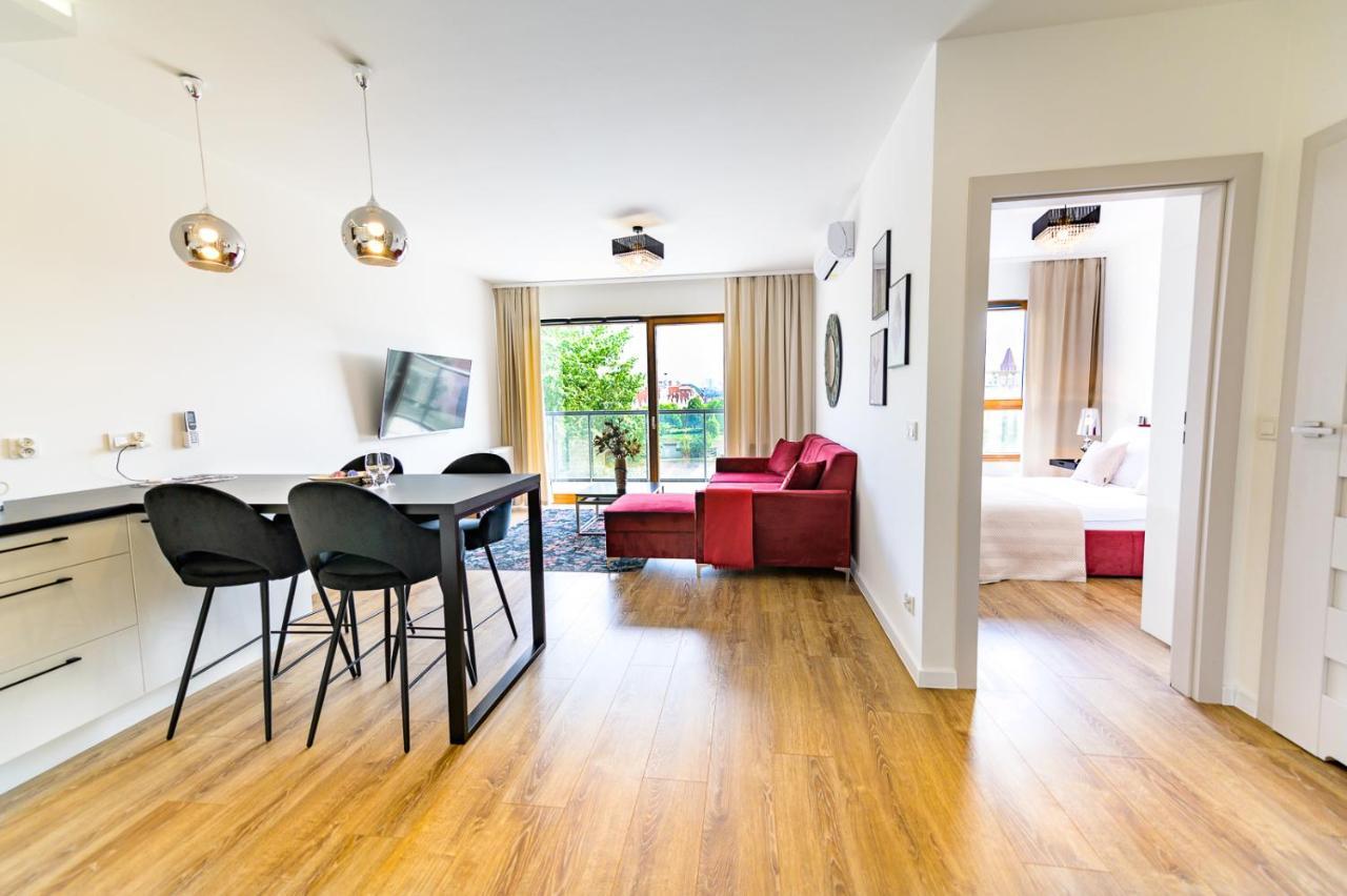 Apartment About Art *